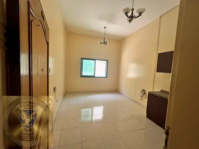 Studio apartment for rent in Al Manakh with an open view good ventilation split air conditioning an