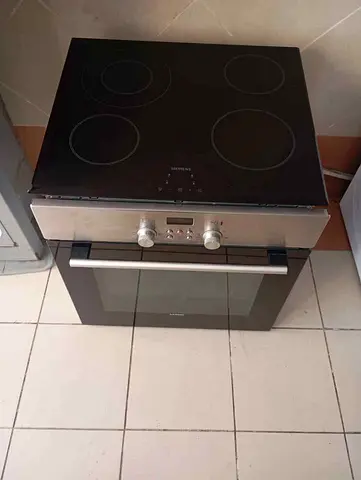 Siemens Built in Electric Oven and Cooktop 60cm