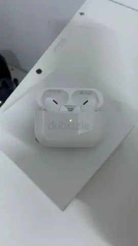 Apple AirPods Pro (1st gen) with Charging Case - Good Condition