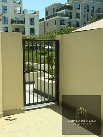 اول ساكن افخم وارقى ستوديو للايجار السنوى بجزيره مريم مع باركن جيم مسبح خزائن اطلاله بانوراما بالكامل موقع مميز قريب الخدمات