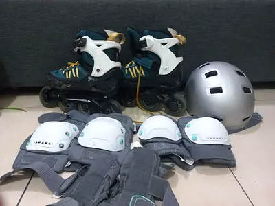 Decathlon Inline Skates with Oxelo  safety gear for shoe size 38-41