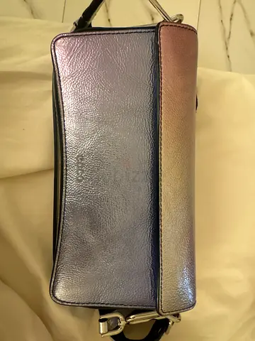 brand ecco bags originally 900 dhs