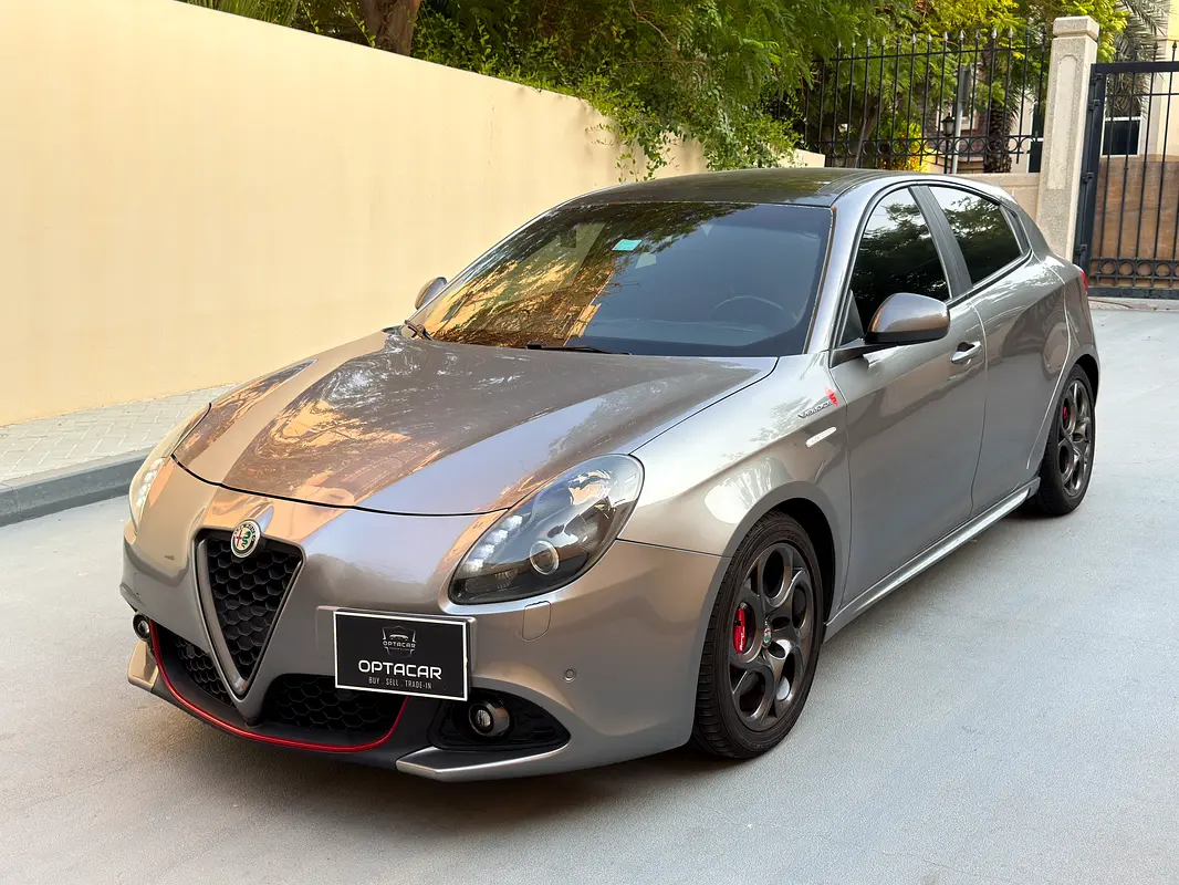 Alfa Romeo GIULIETTA 2019 — photo 1 of 17