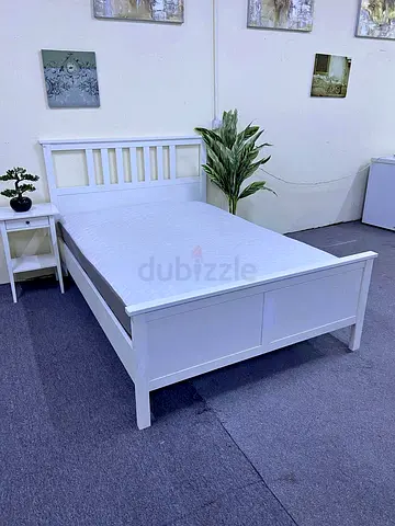 IKEA White HEMNES Queen Bed with IKEA Mattress 160 x 200 cm