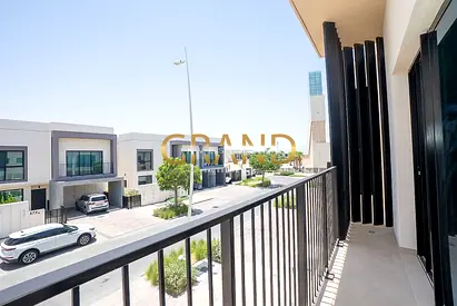 Band New 2BR Townhouse | Double Row | Inquire Now