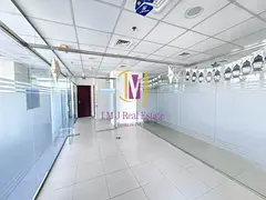 Unfurnished | Bright | High Floor | Near Metro