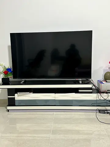 TOSHIBA 55 LED Smart TV in Very good working condition