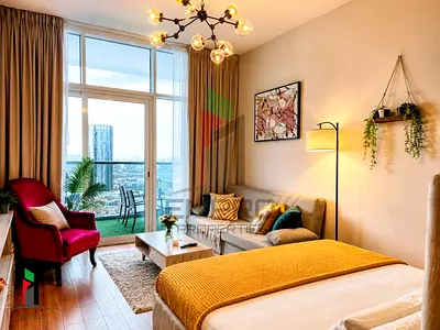 READY TO MOVE| FULLY FURNISHED|12chqs