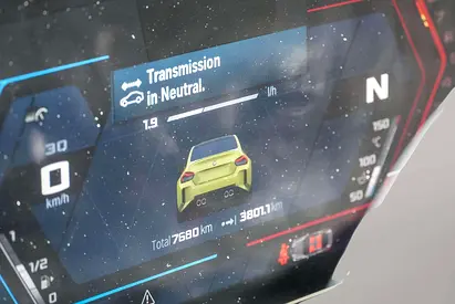 2025 BMW M2 — миниатюра 19