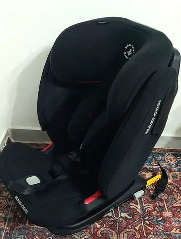 Maxi cosi titan pro kids ( 1 to 12 years isofix