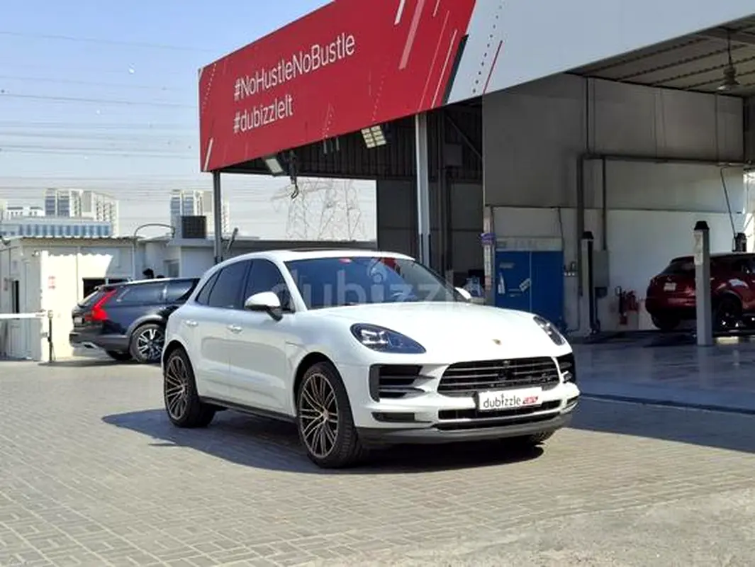 Porsche Macan 2020 — photo 1 of 12