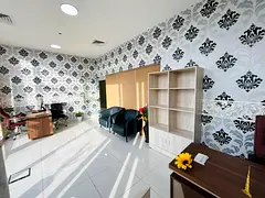 Spacious office | Bank account assistance |Free Amenities