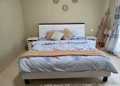 Modern King Size Bedroom Set | Bed + Dresser with Mirror + 2 Bedside Tables | Excellent Condition