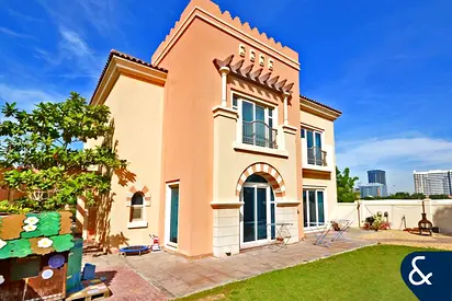 C1 5 Bed | Esmeralda | Close To Els Club