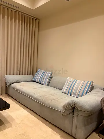 Al Huzaifa couch