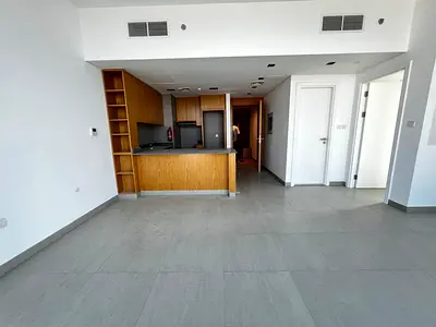 // Luxury 2bhk with closed kitchen gated community \\ gym pool and cover parking for sale 1020k