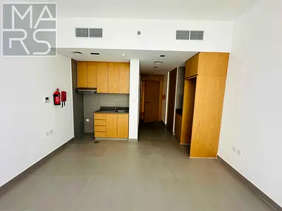Brand new studio available for rent