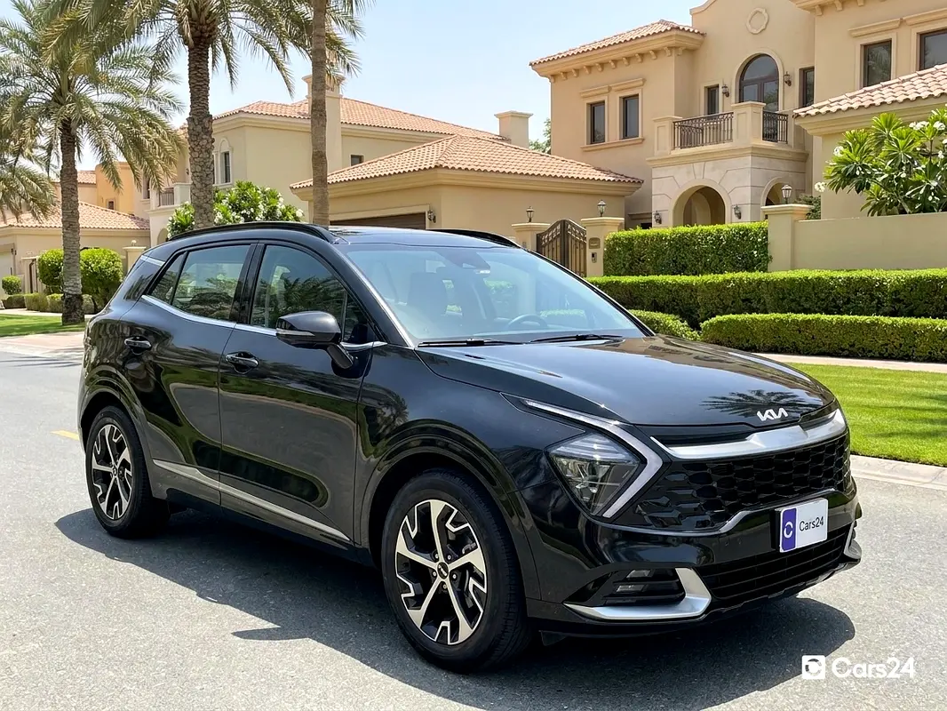 Kia Sportage 2023 — photo 1 of 13