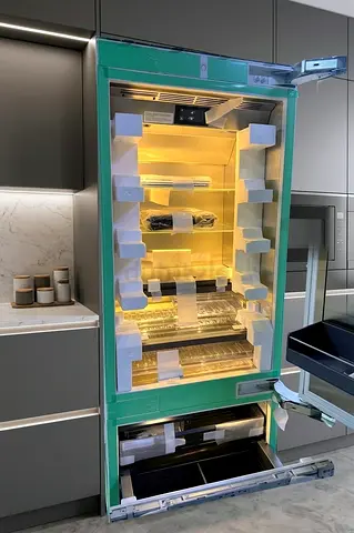 Gaggenau Latest Model Built-In Refrigerator – 75cm Width, Premium Bottom Freezer Design