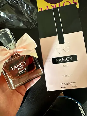 Fancy pink perfume