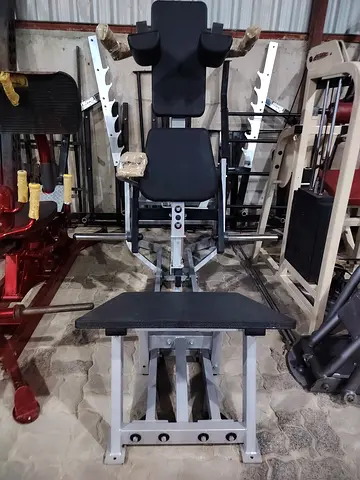 Hammer Strength V-Squat Plate Loaded  V-Squat.