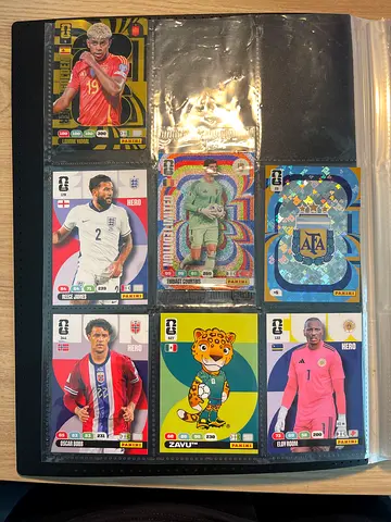 Pre-order football panini world cup 2026+ Lamine yamal golden baller very rare