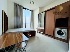 NEAR EXIT | VACANT | READY TO MOVE