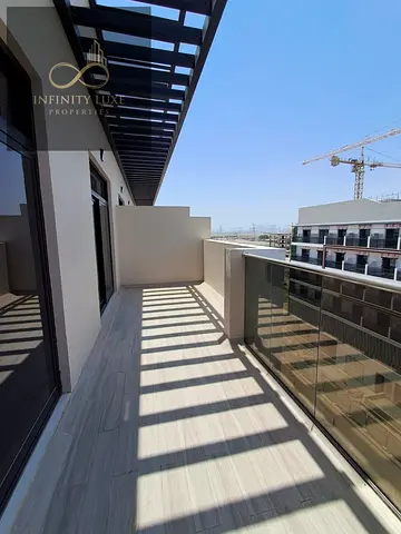 🔥 Spacious 1BHK | 2 Washrooms | Open Kitchen | Large Balcony | Warsan 4 🔥