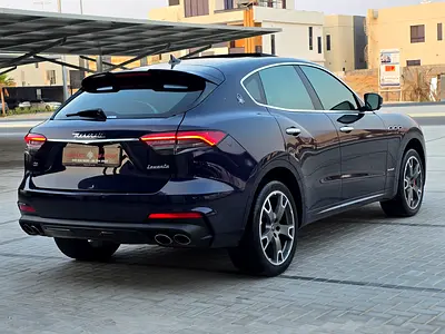 2021 Maserati LEVANTE — фото 5