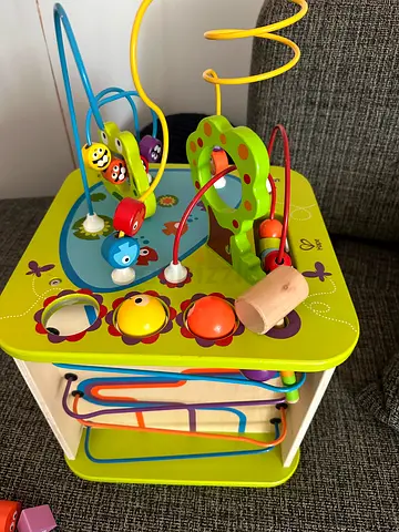 5-sided wooden activity center HAPE