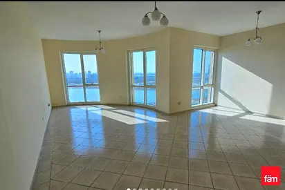 Tenanted | Spacious Layout | Lake View