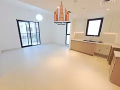 Luxurious 2-BR | All Amenities | Splendid Community |