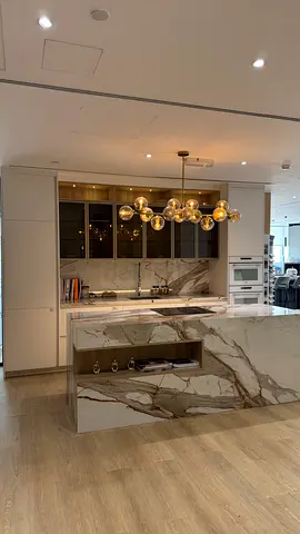 Showroom Kitchen Stone Island with Built-in Appliances - Display Sale