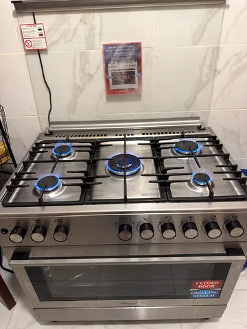 Stainless Steel 5-Burner Gas Range with Oven - Excellent Working Condition