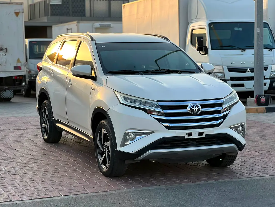Toyota Rush 2021 — photo 1 of 12