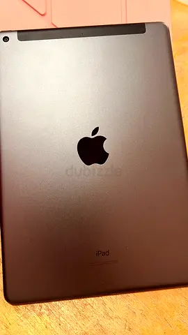 Lightly used iPad 9th Generation 256GB Wi-Fi + Cellular (supports SIM card and Wi-Fi)