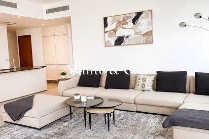 Vacant Now | Corner Unit | Large Layout