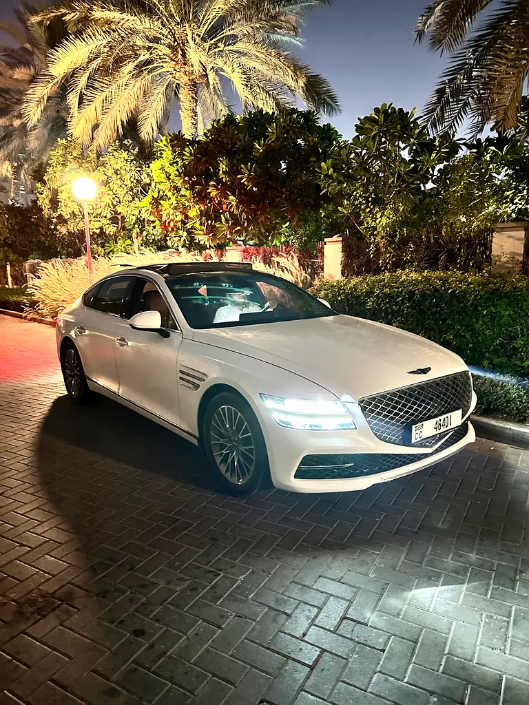 Genesis G80 2024 — photo 1 of 9