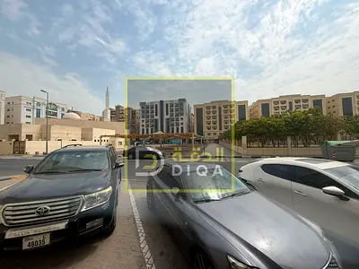 للبيع بنايه فى مويلح ارضى و 5