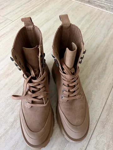 Beige womens combat-style ankle boots, Zara , size 39