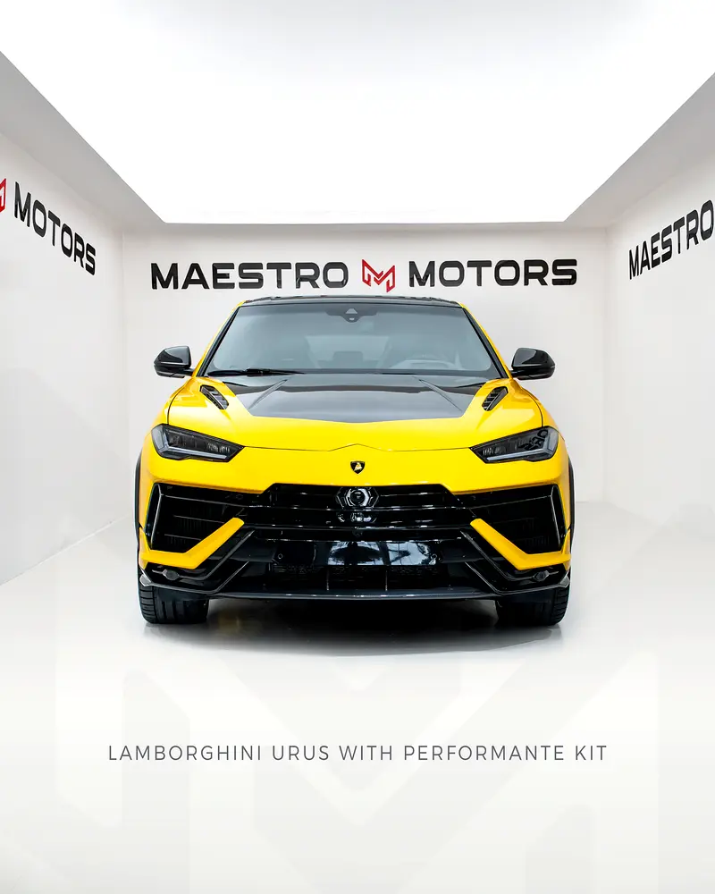 Lamborghini Urus 2019 — photo 1 of 17