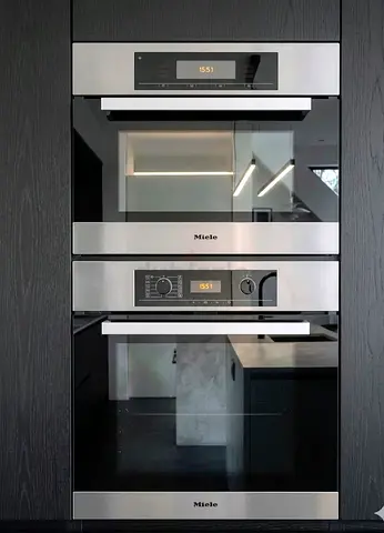 Miele Built-In Oven  Microwave Set – Excellent Condition, Made in Germany, Premium Kitchen Applianc