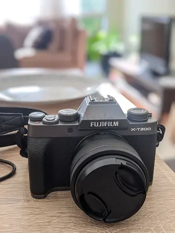 Fujifilm XT200 with Fujinon XC 15-45 Lens