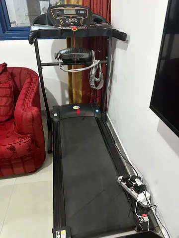 Used motorized treadmill in good working condition