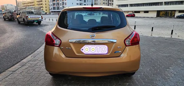 2014 Nissan TIIDA — фото 5