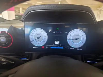 2024 Hyundai ELANTRA — миниатюра 8