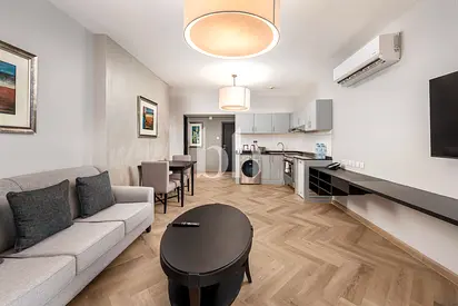 All bills included | Renovated | Hotel Amenities
