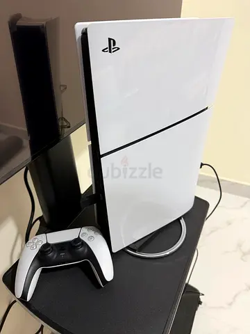 PlayStation 5 Slim Digital 1TB + PS Controller