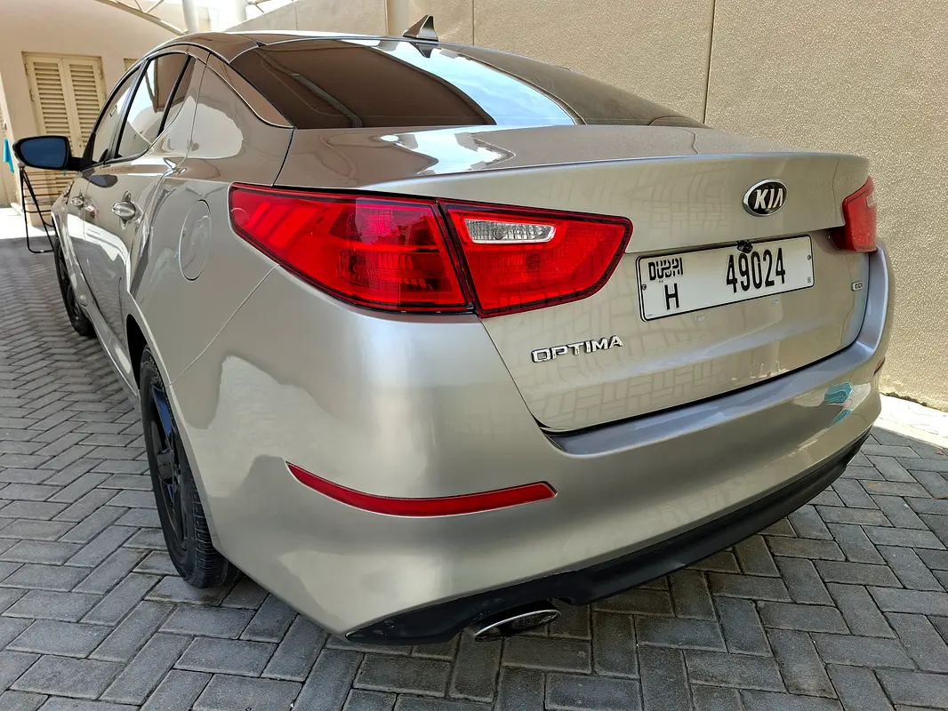 Kia Optima 2015 — photo 1 of 7