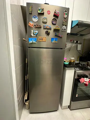 Hoover stainless steel top-freezer refrigerator - good working condition 8 months used